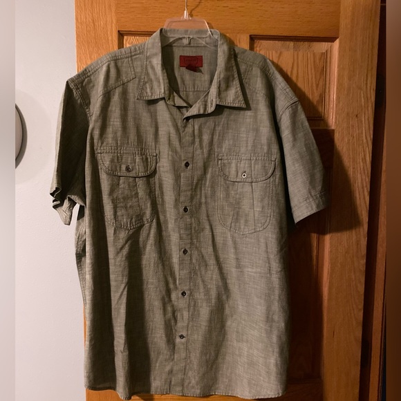 The Foundry Supply Co. Other - NWT The Foundry Men’s Short Sleeve Khaki Green Shirt